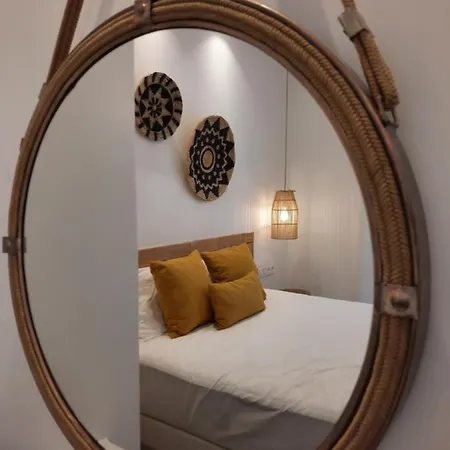 Konstantza's Superior شقة