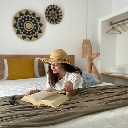 Konstantza's Superior Naxos City